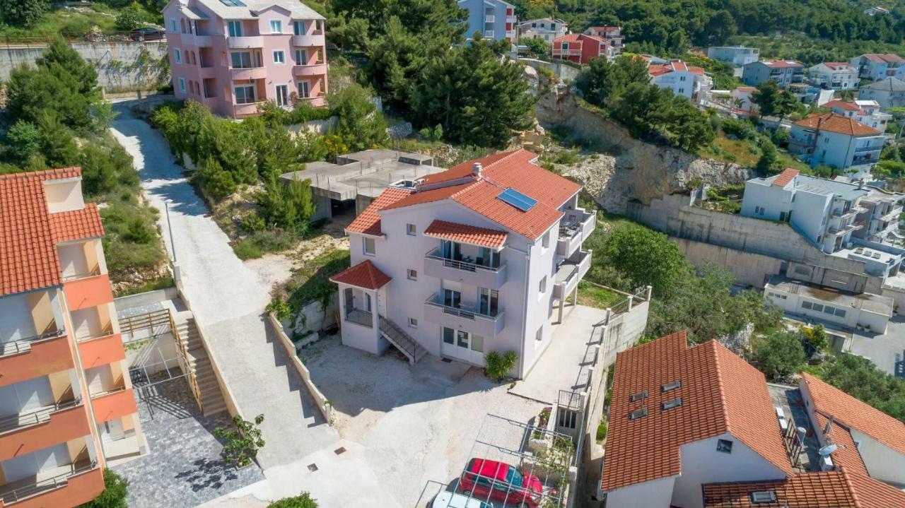 Apartmani Ticinovic Omiš Εξωτερικό φωτογραφία
