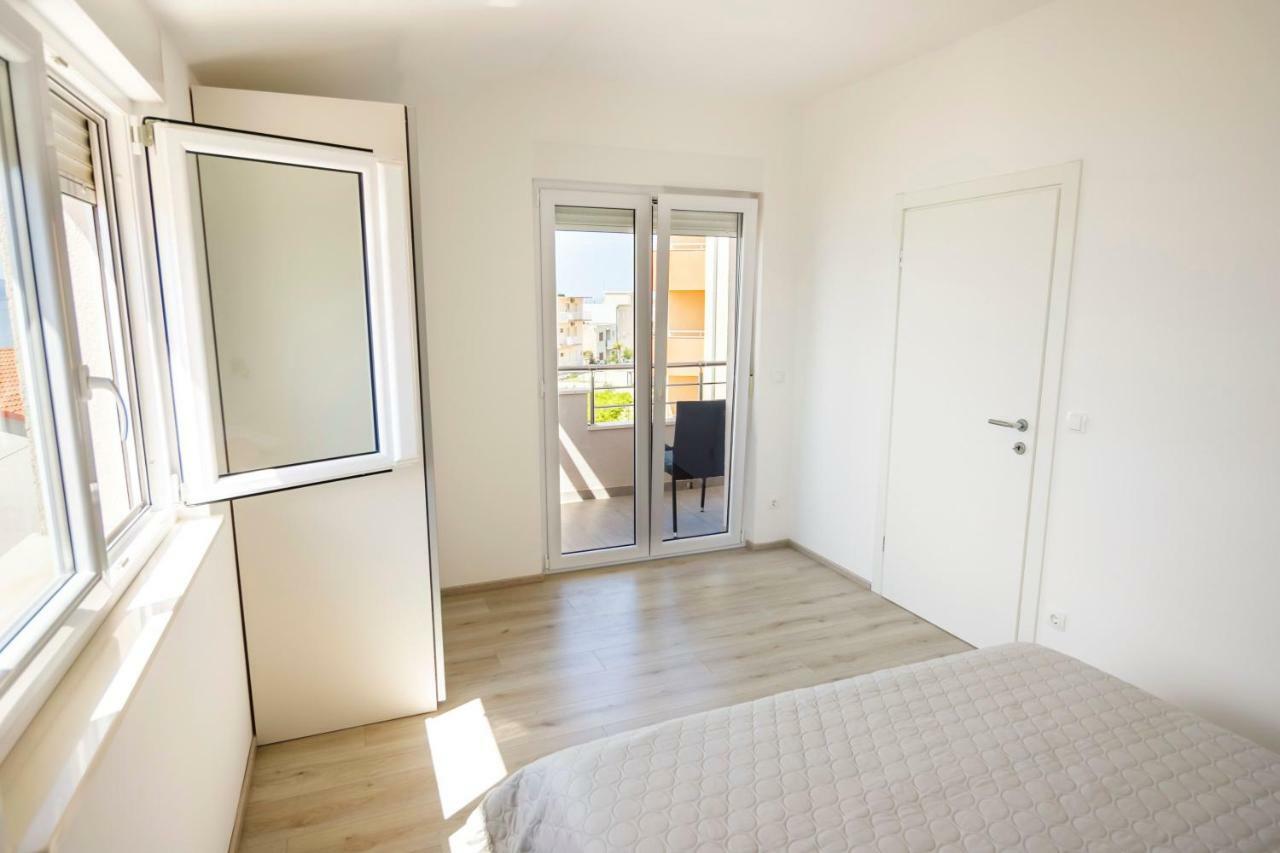 Apartmani Ticinovic Omiš Εξωτερικό φωτογραφία