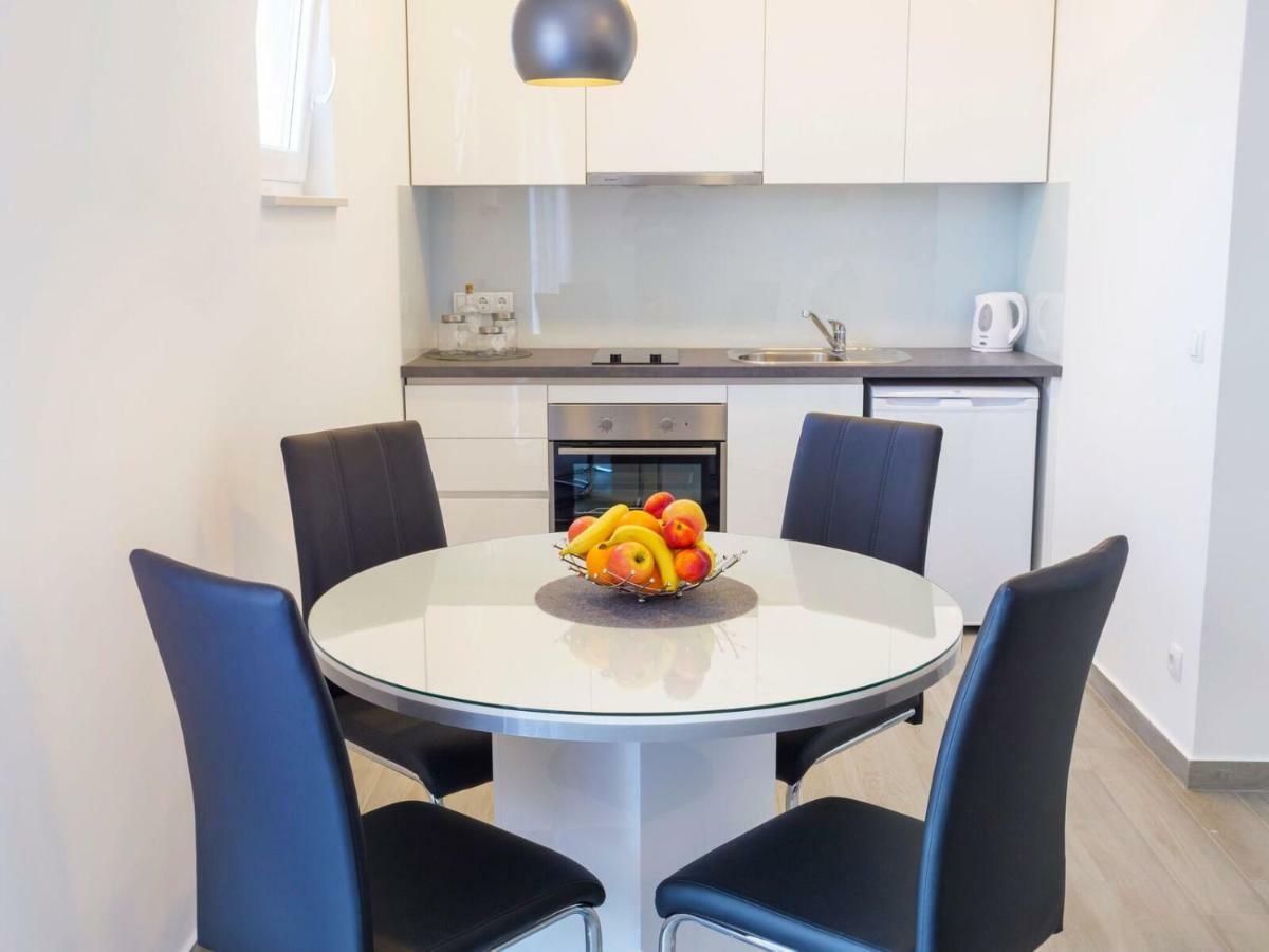 Apartmani Ticinovic Omiš Εξωτερικό φωτογραφία
